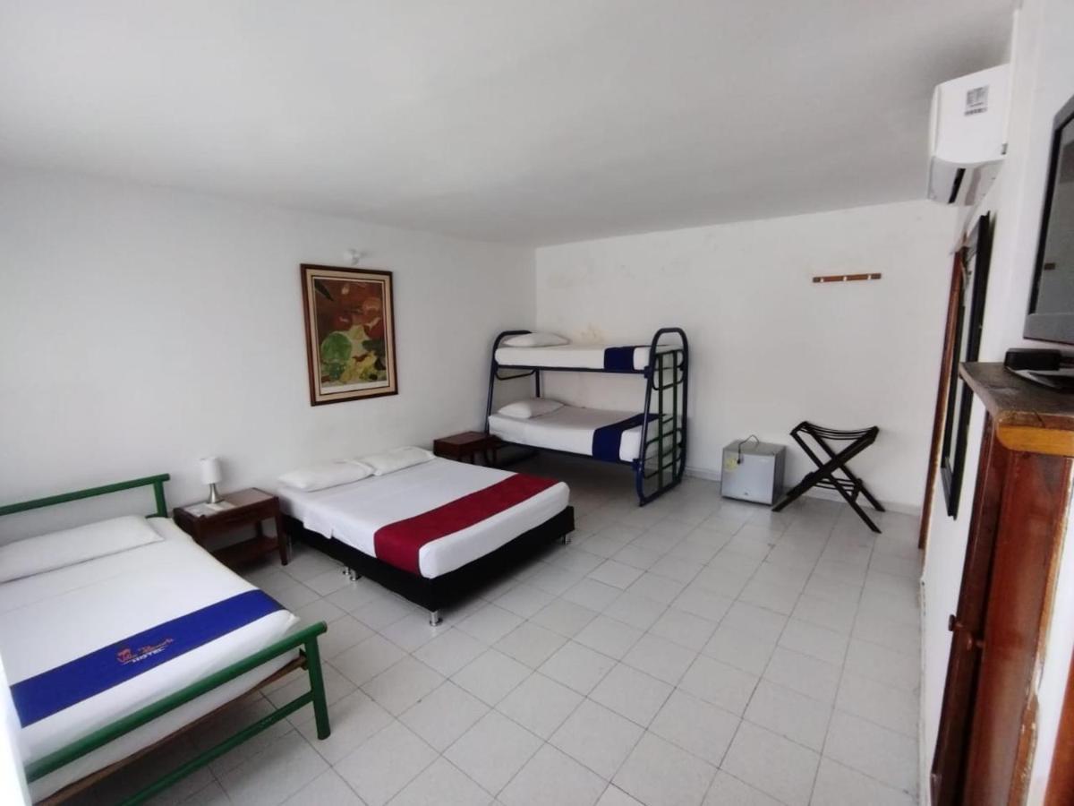 Hotel Villa Рикаурте Экстерьер фото