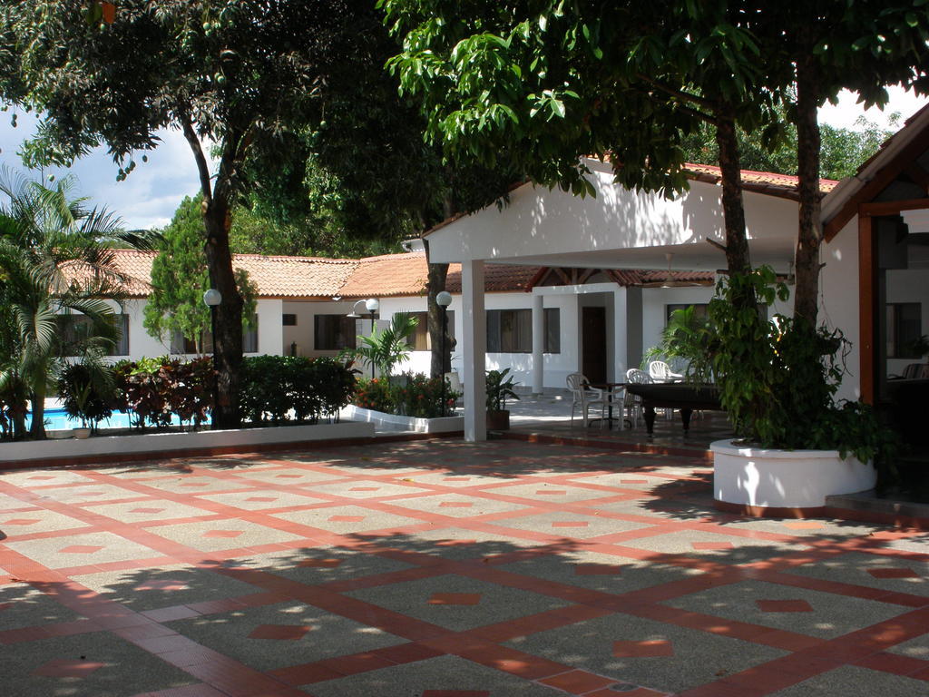 Hotel Villa Рикаурте Экстерьер фото