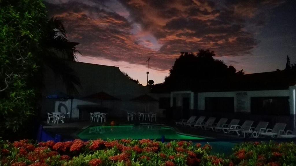 Hotel Villa Рикаурте Экстерьер фото